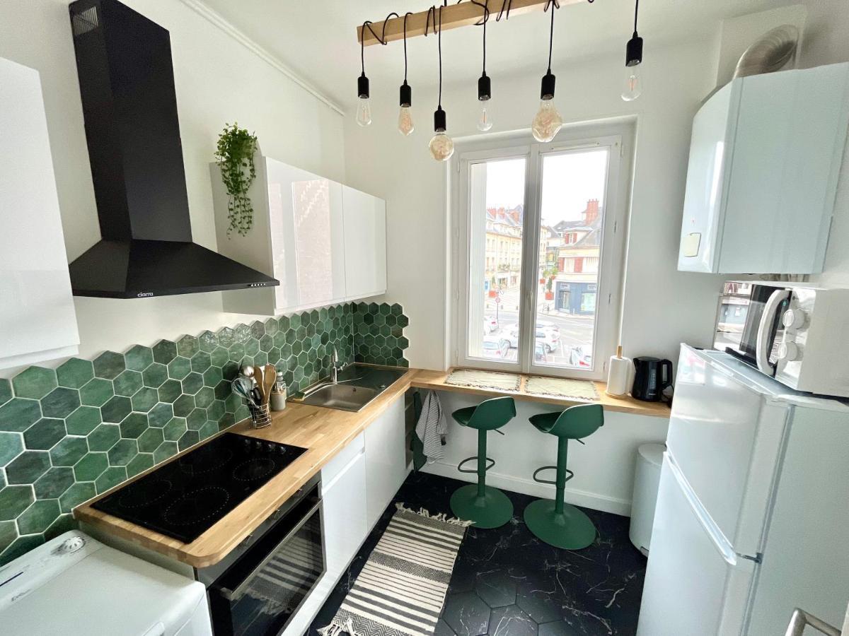 Compiègne Appartement Entier En Plein Coeur Du Centre Ville מראה חיצוני תמונה